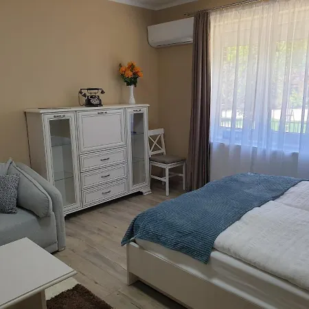 Royal Apartamento Eger