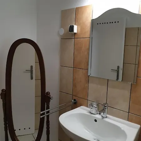 Royal Apartman *